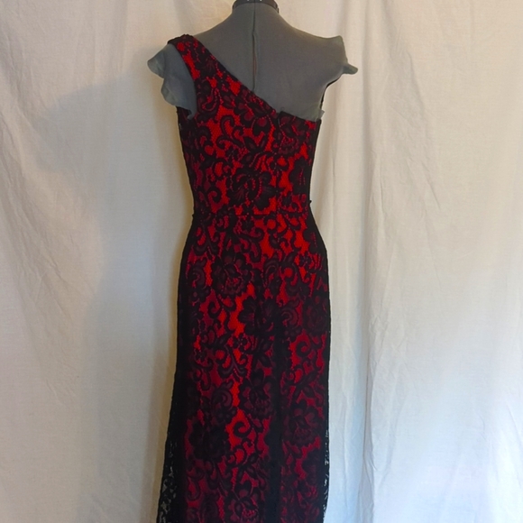Vivian Diamond Formal Dress - Picture 4 of 6